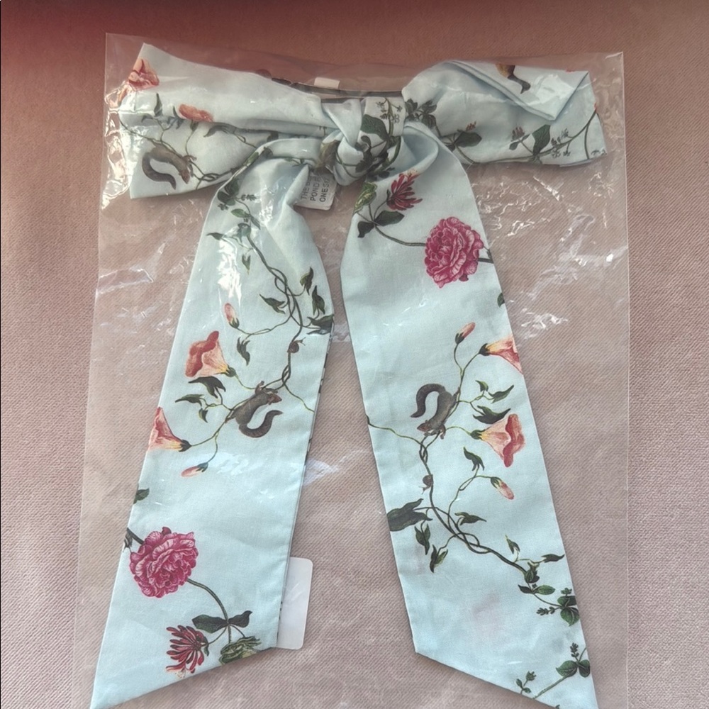 Hill House Home Belle Bow Pond Floral Patterned Hair Bow